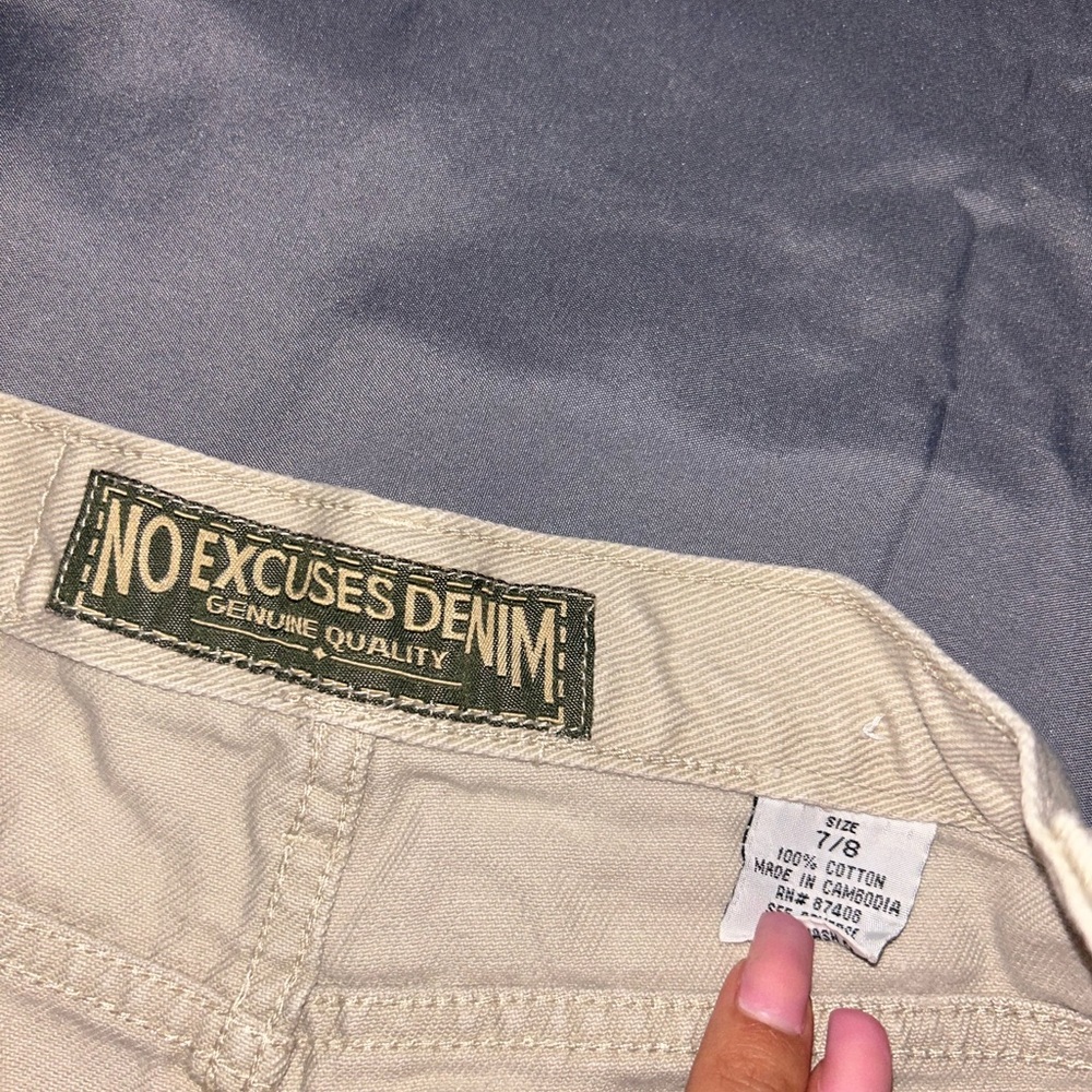 Shorts - Picture 5 of 6